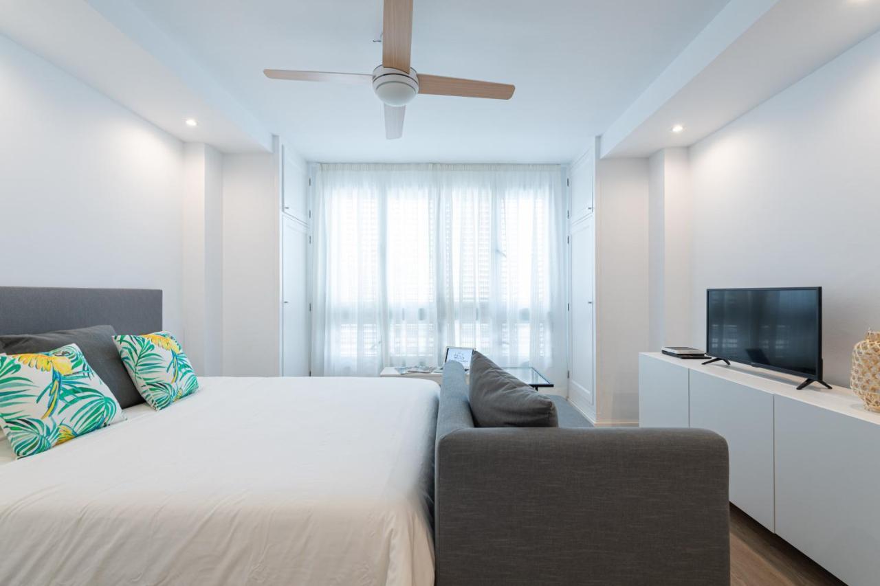Homeforguest Moderno Estudio Junto A Las Canteras Las Palmas de Gran Canaria Exterior photo