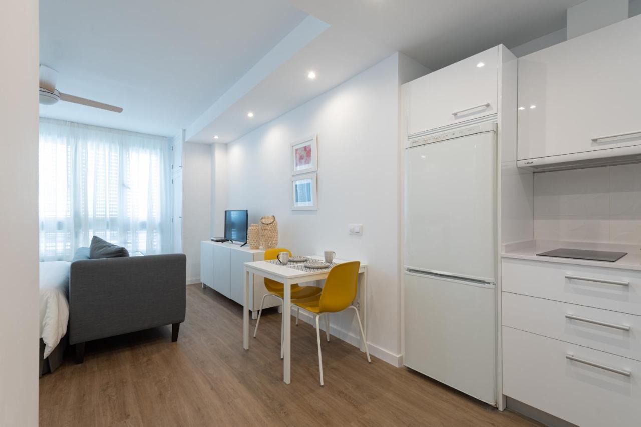 Homeforguest Moderno Estudio Junto A Las Canteras Las Palmas de Gran Canaria Exterior photo